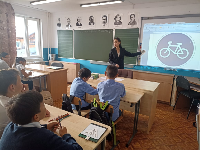 День безопасности юных пешеходов.